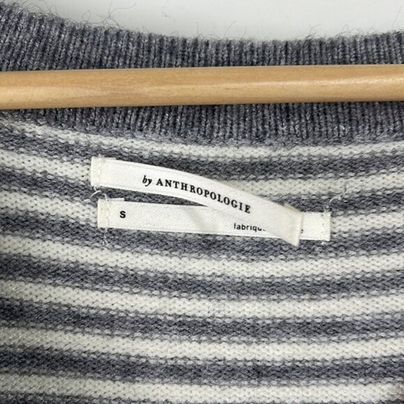 ANTHROPOLOGIE Serena Gray Stripe V Neck Pullover Sweater - Picture 4 of 9